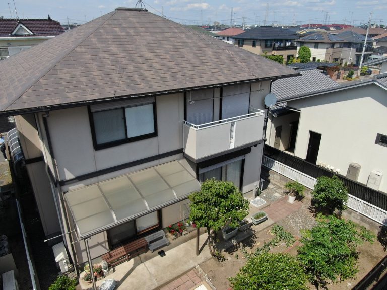 築35年・3回目の外壁塗装｜外壁と付帯部を整えた施工事例（施工前）
